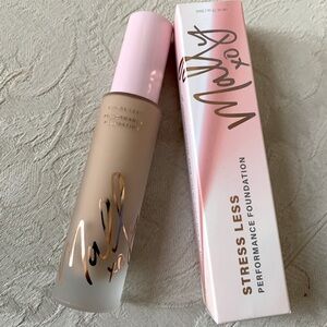 Mally Beauty Stress Less Performance Foundation in Medium BNIB
